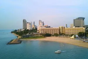 Dusit Thani Pattaya - Северная Паттайя