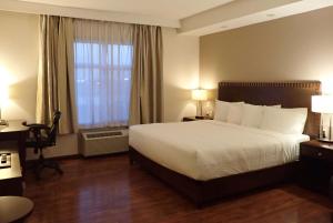 Days Inn & Suites by Wyndham Fort Saskatchewan