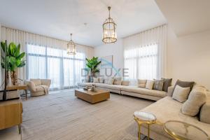 Elegant 4BR Villa with Assistant Room in Al Dana Island, Sharm, Fujairah by Deluxe Holiday Homes