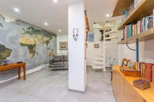 Spacious 4 BDR with Parking