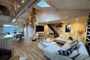 Chalets Attractive 3-rooms cottage with terrace : photos des chambres