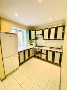 Апартаменти біля Поштової площі на другому поверсі