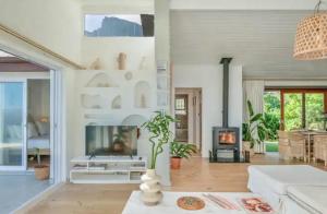 Mountain Oasis Villa - Pool, Hot Tub, Inverter