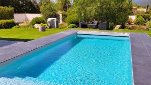 Villa Suarticcia, 6 pers, piscine chauffée, 3 min plage en voiture