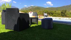 Villa Suarticcia, 6 pers, piscine chauffée, 3 min plage en voiture