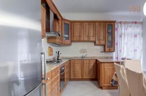 Cosy 3BR home Apt with private balcony in BBugia