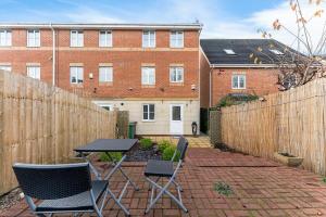 Charming House in Wakefield - Sleeps 6