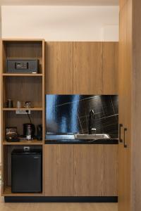 Cens Silver Luxury Suites