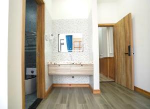 Đông Nghi Luxury Apartment