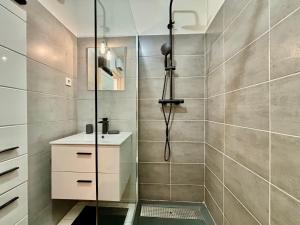 Appartements Superbe 3 pieces sur la baie de Theoule : photos des chambres