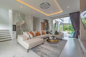 Luxury Golfside Villa near Patong - Villa Priva