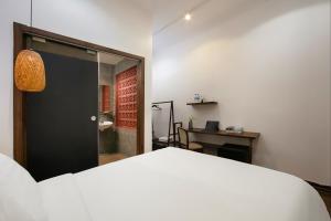 Hanoi Backpackers Hostel & Rooftop bar