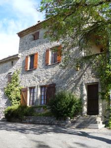 Maisons de vacances MAS PROVENCAL DU 18eme proche UZES : photos des chambres