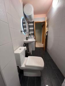 Kevins 3 bedroom Apartment