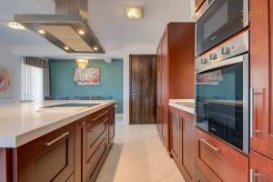 Stunning 2BR home with spacious living in TaXbiex by 360 Estates