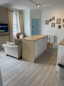 The Studio Apartment, Sleeps 4, Town Centre
