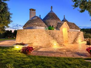 TD Trulli della Rosatella Typical Trulli with Pool