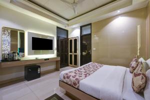 Hotel Baba Deluxe near New Delhi Railway Station and City Center -By RCG Hotels