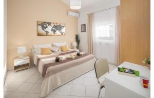 2 Bedroom Awesome Home In Porec