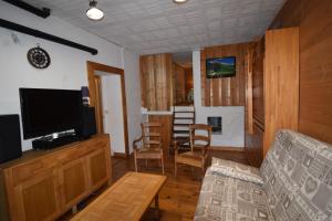 VAUJANYLOCATIONS-Maison Jo