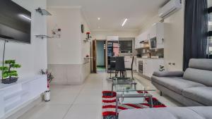 Umhlanga Rox - 2 Bedroom apartment with sea view