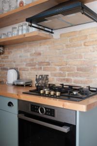 Bertos Balcony In The Heart Of Canal D Amour