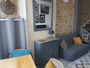 Appartements Charmante maisonnette de caractere : photos des chambres