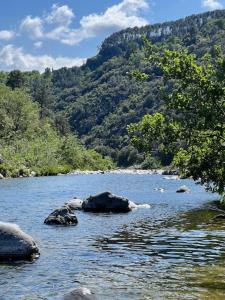 Appartements One bedroom apartment in the south Ardeche : photos des chambres