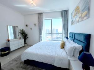 Stunning 1 bedroom in JBR with Balcony - Dubai Marina Mall view