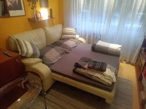 Nocleh Praha Petrovice - Dolní Měcholupy