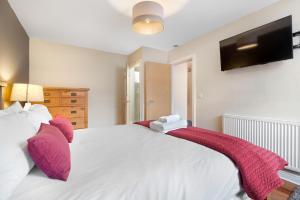 Three-Bedroom Deluxe Apartment room in The Jewellery Suites Birmingham