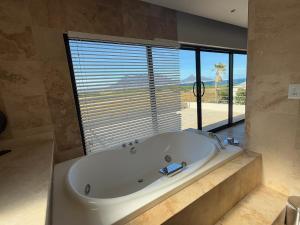 Sunset Kite & Golf Villa