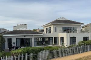 Sunset Kite & Golf Villa