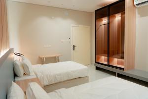 المول سويت شقق مخدومة