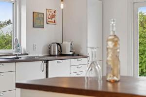 Lovely Secluded Cottage In Dronningmølle