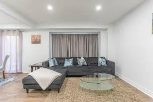 Whitby Family Retreat Comfort and Convenience - أجاكس