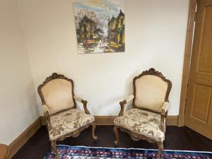 2-Bed Cottage Sleeps 4 10 mins to Glasgow Centre