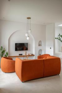 Villa Nathan - Baying Mansion 2 BR Villa with Mediterranean Style