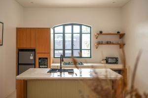 Villa Nathan - Baying Mansion 2 BR Villa with Mediterranean Style