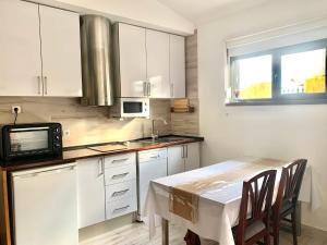 Cozy studio house with private terrace in Cascais