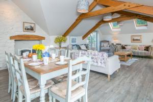 Leeward Cottage