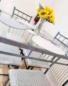 Lovely Holiday Home to explore beautiful West Wales