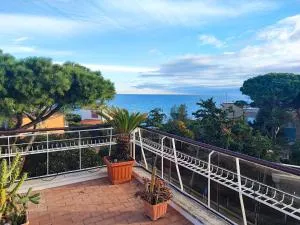 La Terrazza Di Gabry - سانتا مارينيلاّ