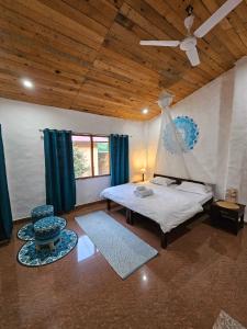 Shiv Shakti Yogpeeth Cottages