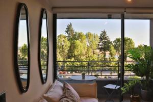 HOM l WiFi, AA, Parking, A pasos del metro