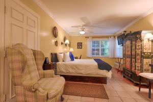 The Caribbean Court Boutique Hotel