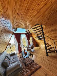 Wayside Cottage Livia