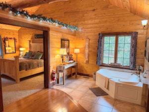 Ferngully Creek Cabins