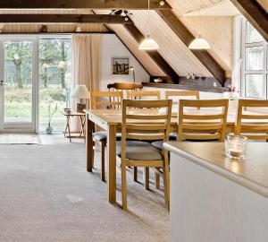 Charmerende sommerhus - natur, hygge og ro