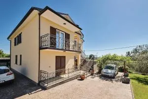 Apartment Ana - Brtonigla